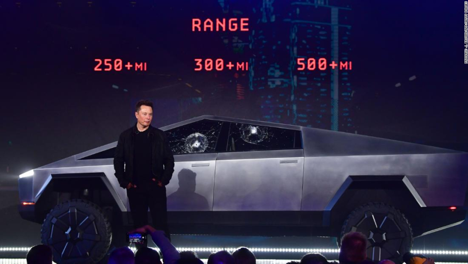 191122084128-06-tesla-cybertruck-musk-1121-super-169.jpg