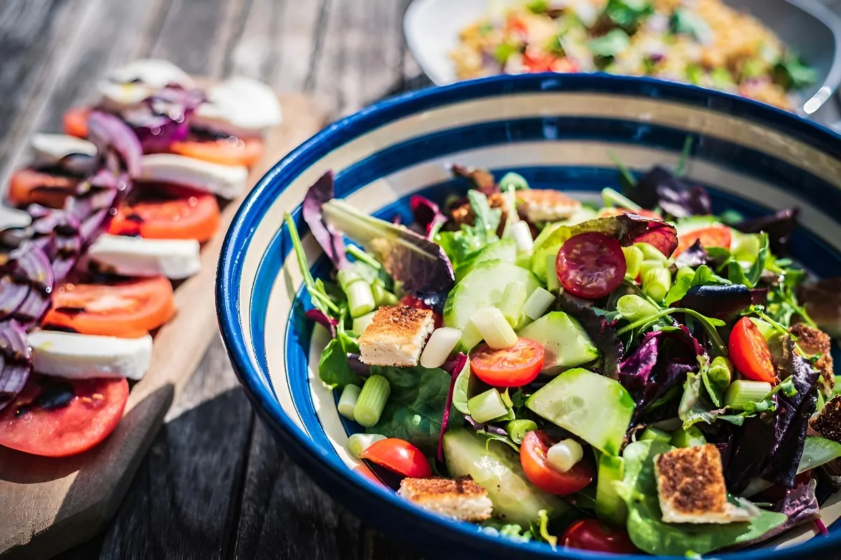  Nutricionista recomienda cinco opciones de alimentos saludables para días ocupados viviendo en el extranjero