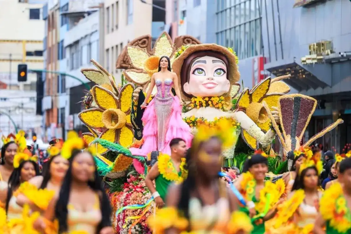 ECUADOR CARNVAL convertido de jpg 11zon
