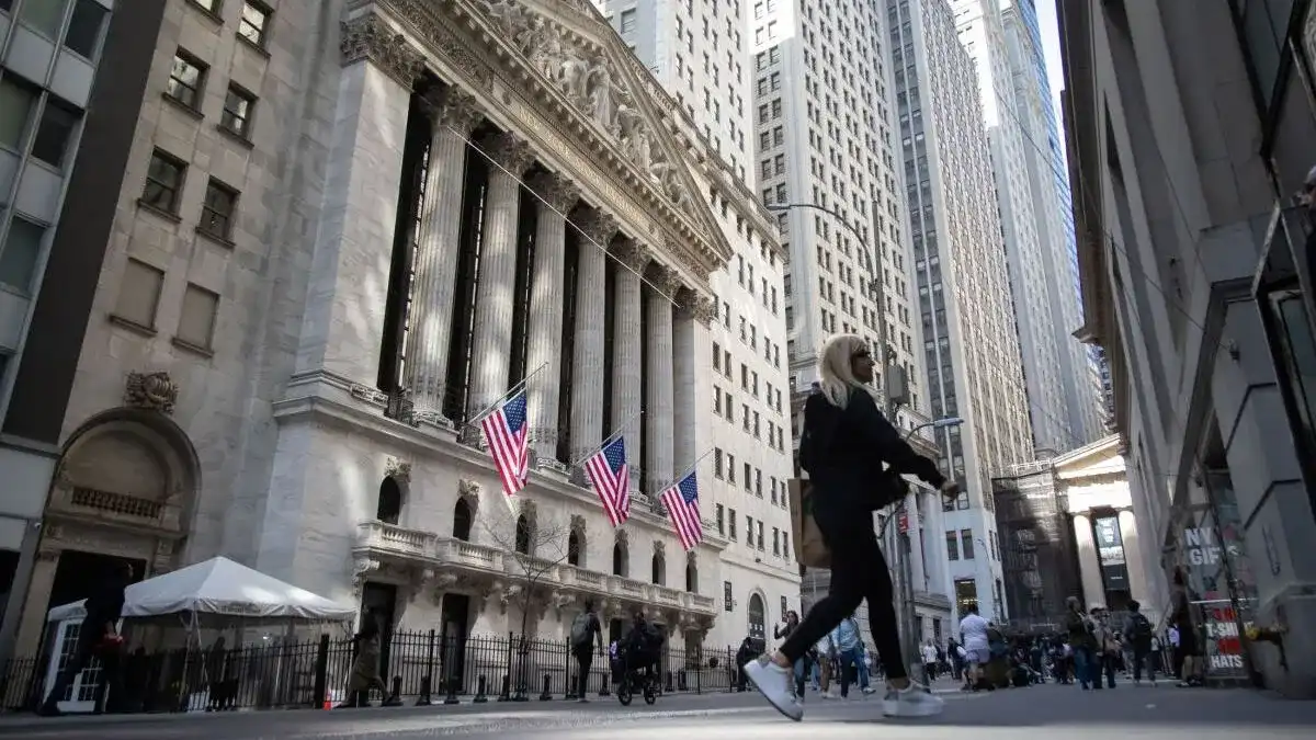 WALL STREET convertido de jpg 11zon