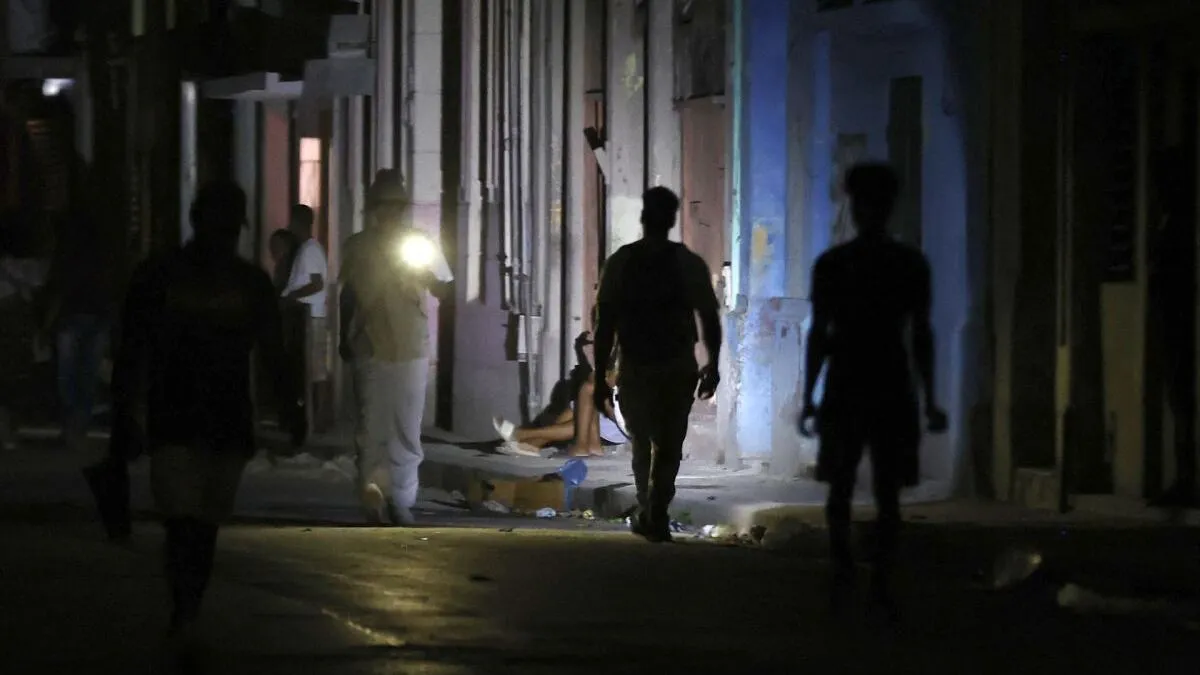 CUBA SE VA LA LUZ convertido de jpg