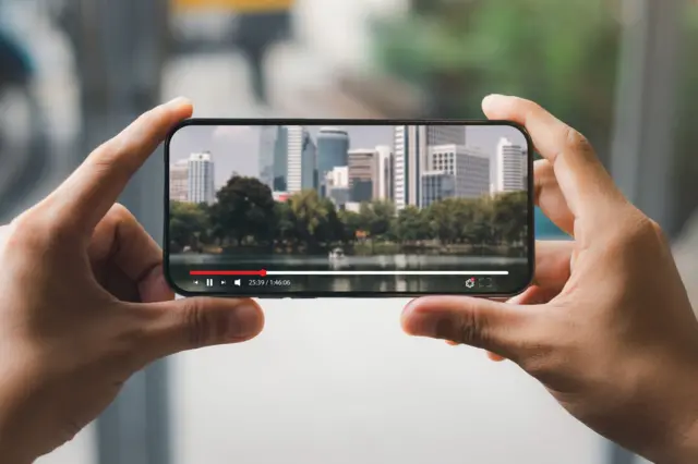 VIDEOS CREADOS CON IA