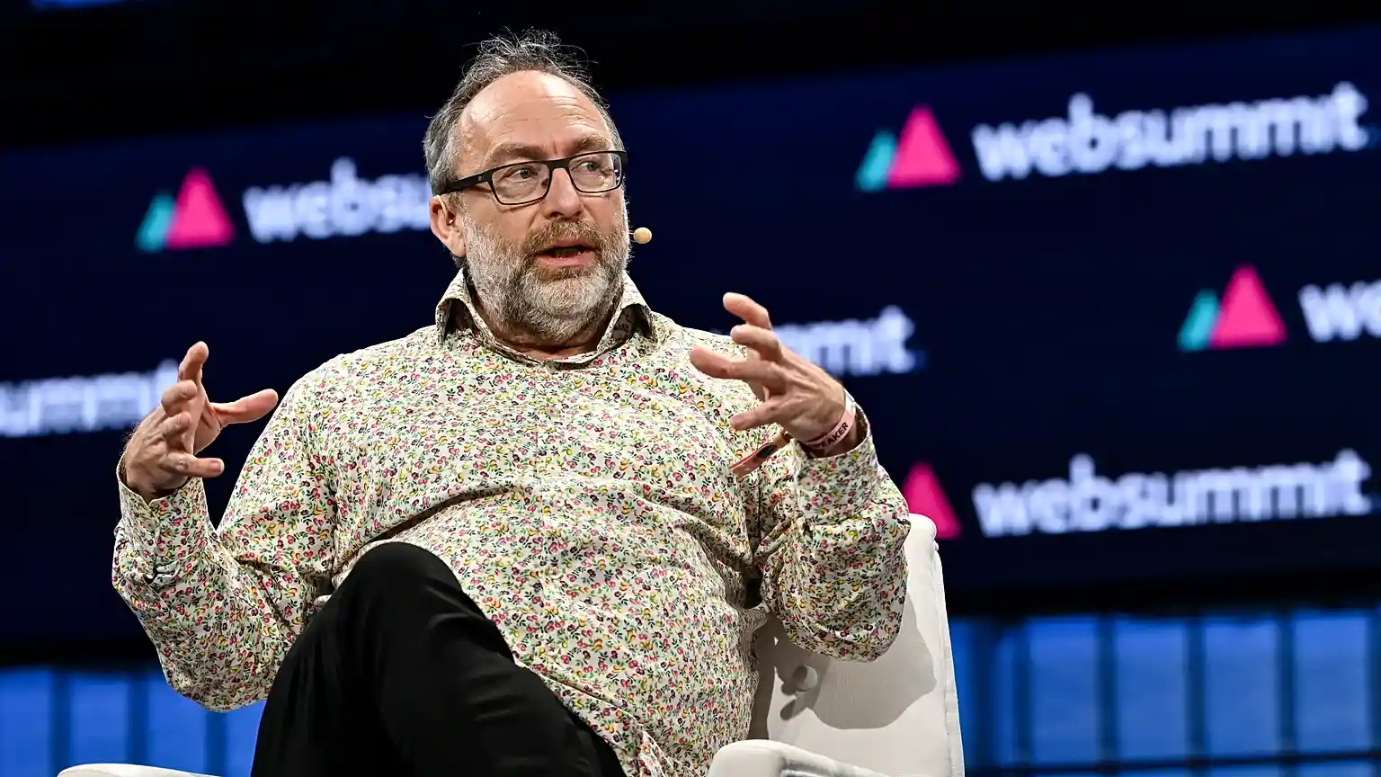 fundador de wikipedia jimmy wales