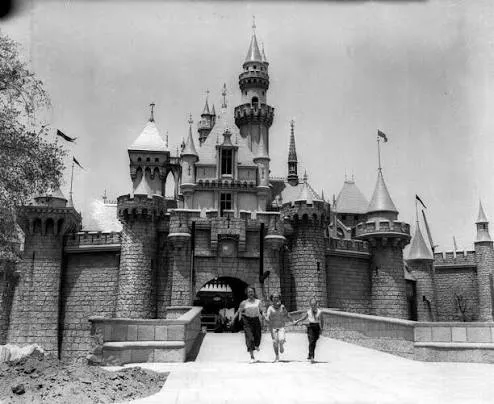Efeméride histórica del 17 de julio Disneyland abre sus puerta