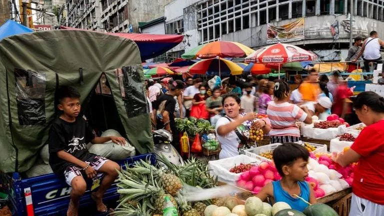 Filipinas registra su crecimiento económico más débil desde 2021