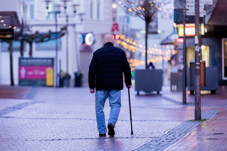 Envejecimiento dispara el gasto social de Alemania a un récord ya equivale al 32 de su economía