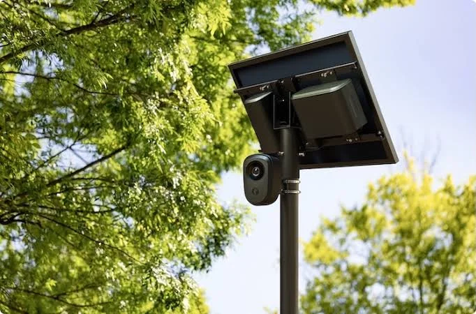 Unos hackers desmantelan la cámara Flock roban sus datos y comparten sus hallazgos con los medios de comunicación