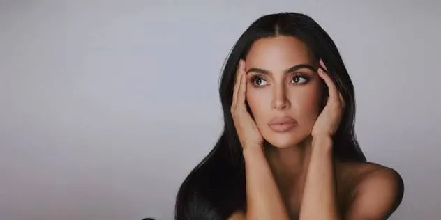 Kim Kardashian confirma Skims Beauty su nueva marca de cosméticos llegará en 2027
