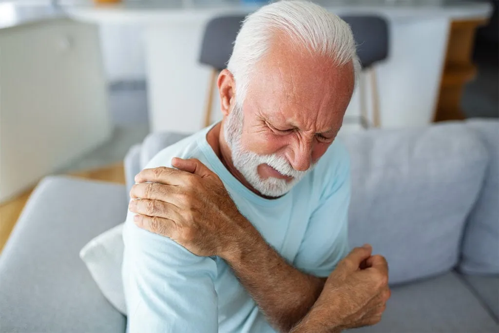Puede un fármaco revertir la debilidad muscular relacionada con la edad