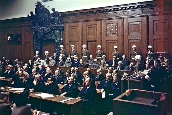 JUICIOS DE NUREMBERG