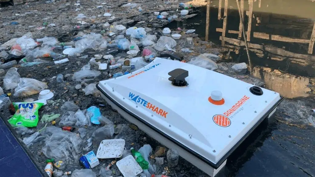 RECOGE BASURA