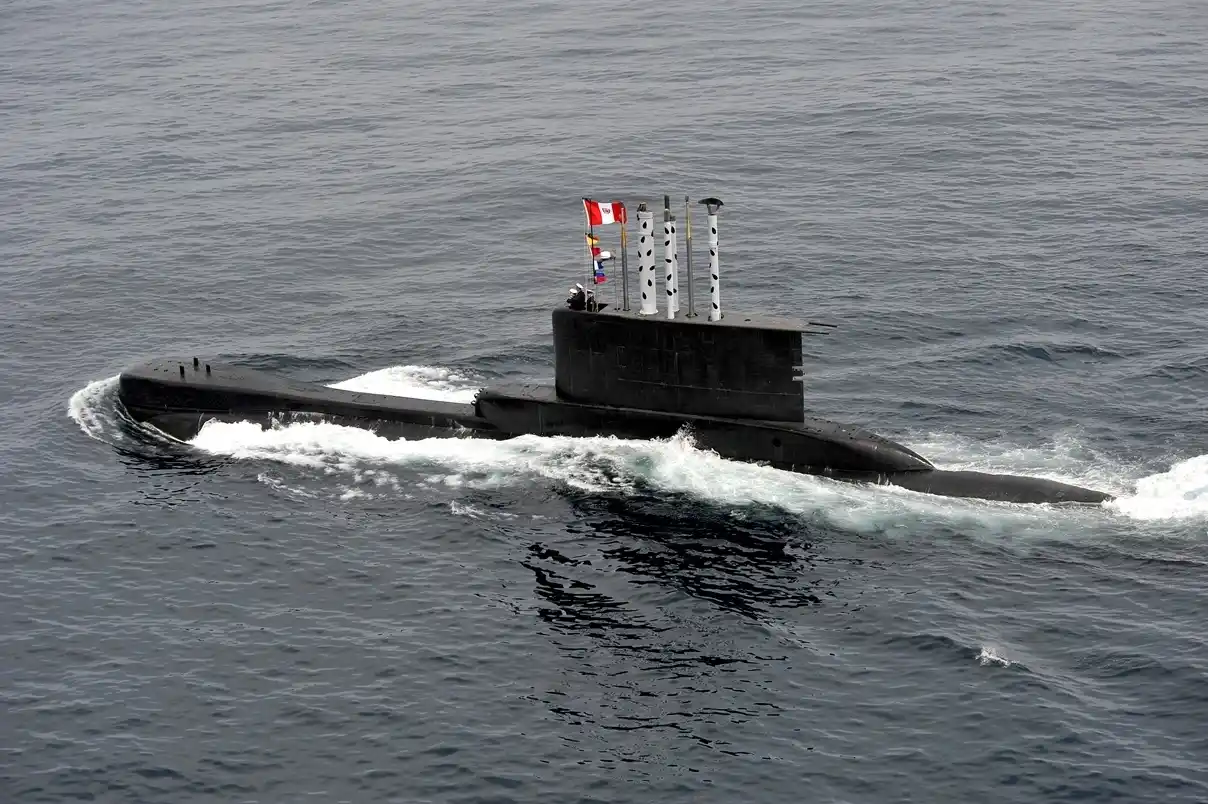 SUBMARINOS EN PERU 11zon